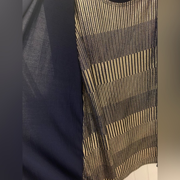 🔥2/$20🔥NWOT❗️”2-fer” style dress. Navy/gold - Picture 3 of 4